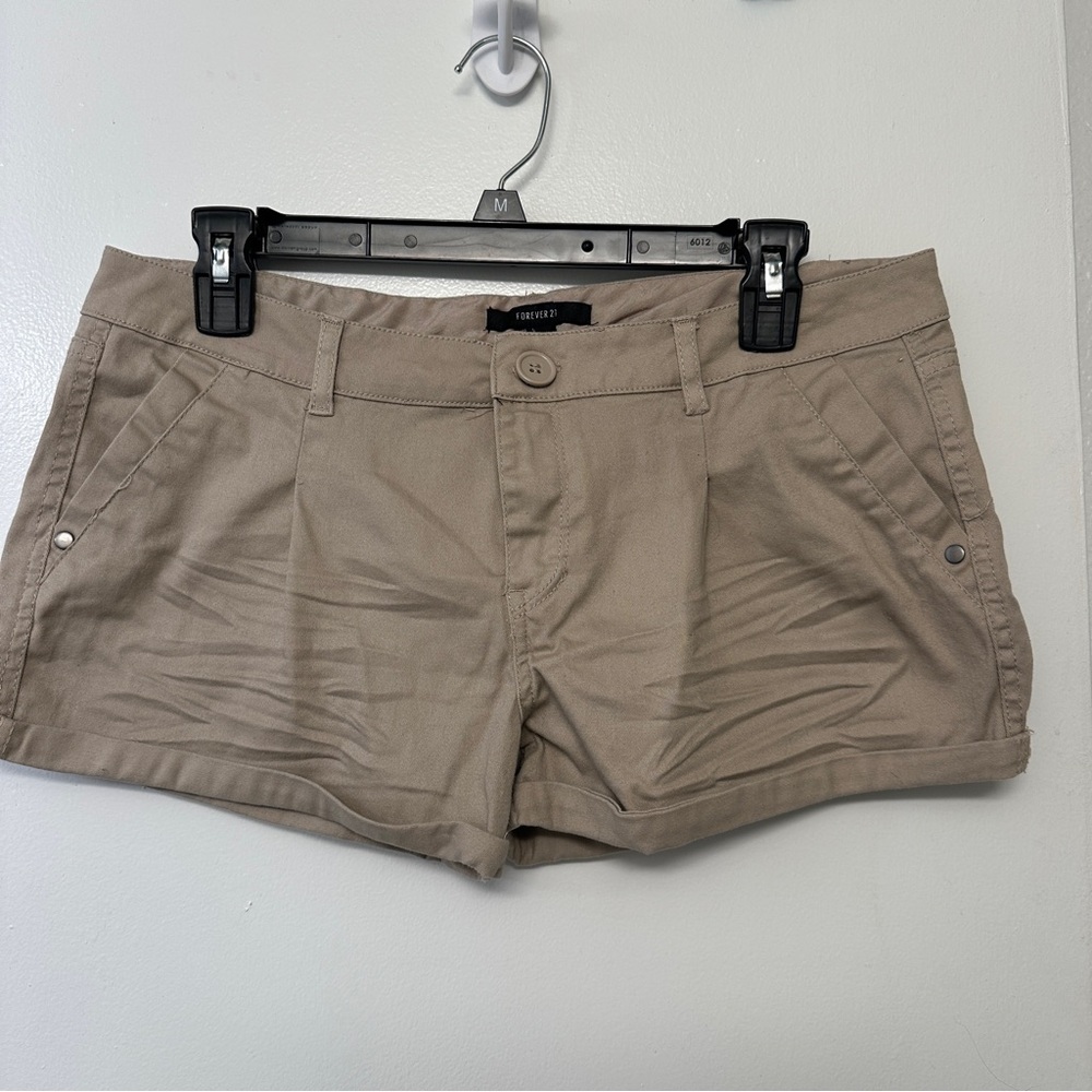 Forever 21 Khaki Shorts - large